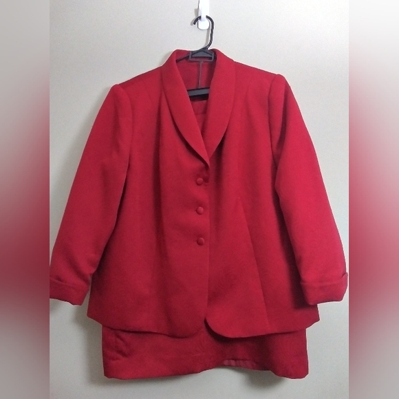 Red 2pc Skirt Suit Set Size 20W - Picture 1 of 9